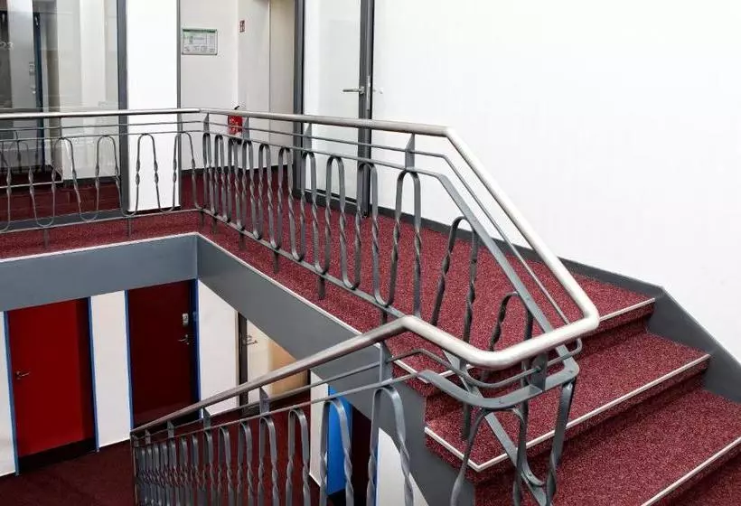 Hotelli Hostel Am Güterbahnhof