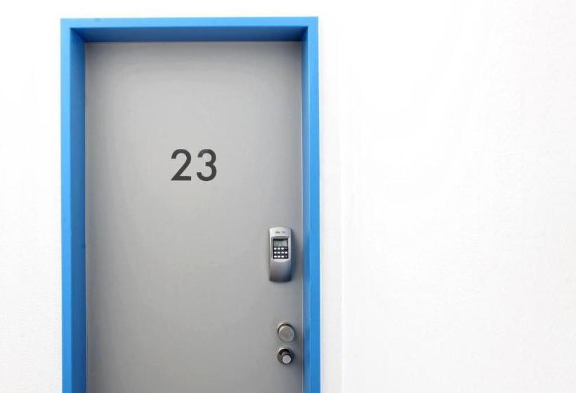 Отель Hostel Am Güterbahnhof