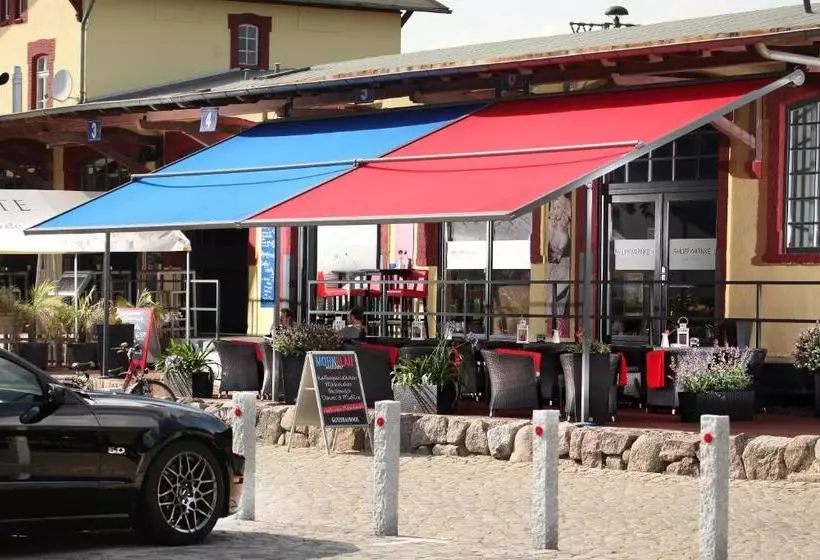 Hotelli Hostel Am Güterbahnhof