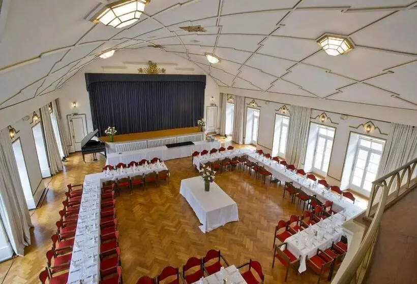 Hotelli Klosterhof
