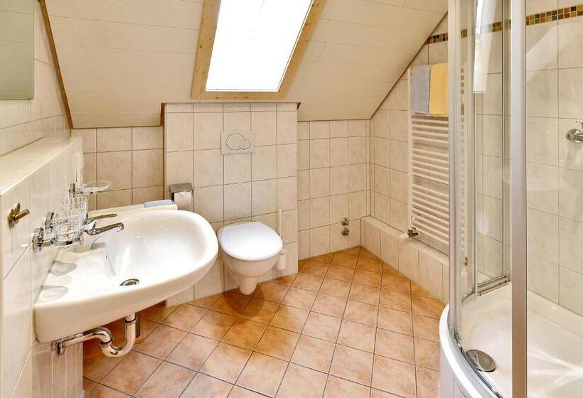 فندق Pension Waldwinkel