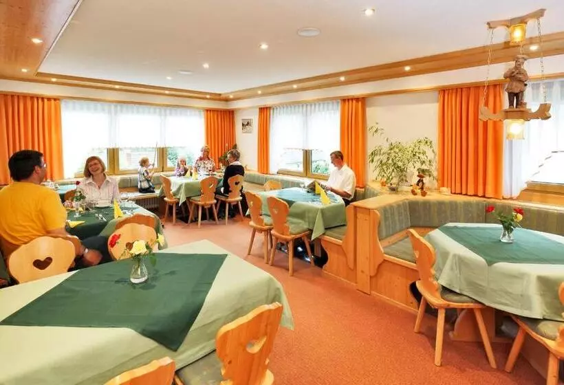 ホテル Pension Waldwinkel