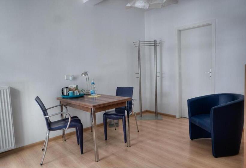 Otel Pensionsieben Das Andere