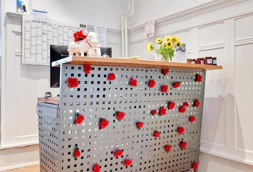 Otel Pensionsieben Das Andere