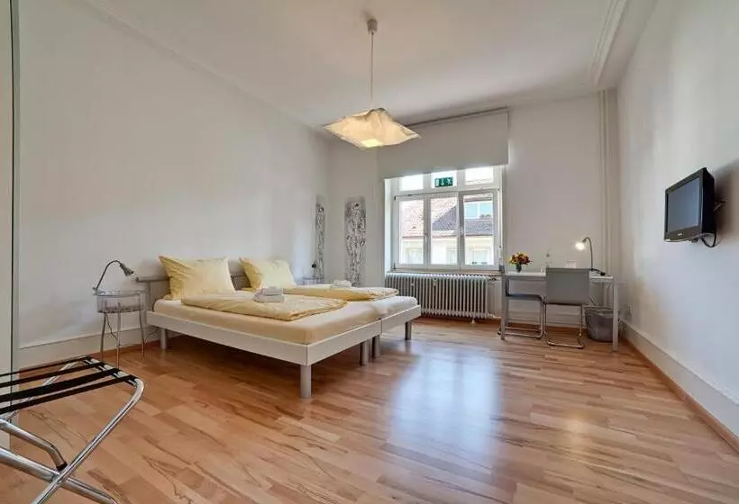 Hotelli Pensionsieben Das Andere