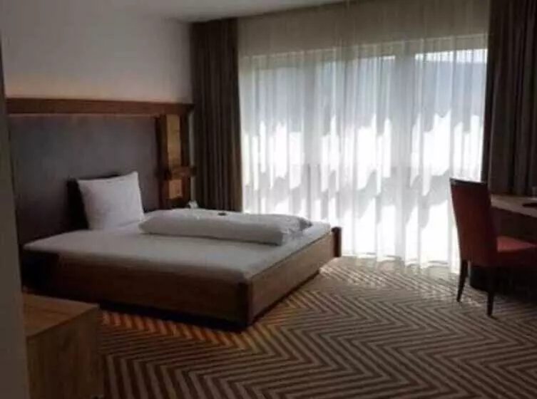 Hotelli Reich An Der Rems