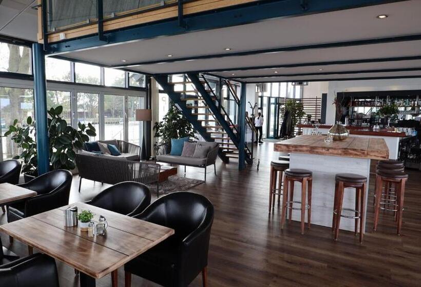 Отель & Restaurant Utkiek