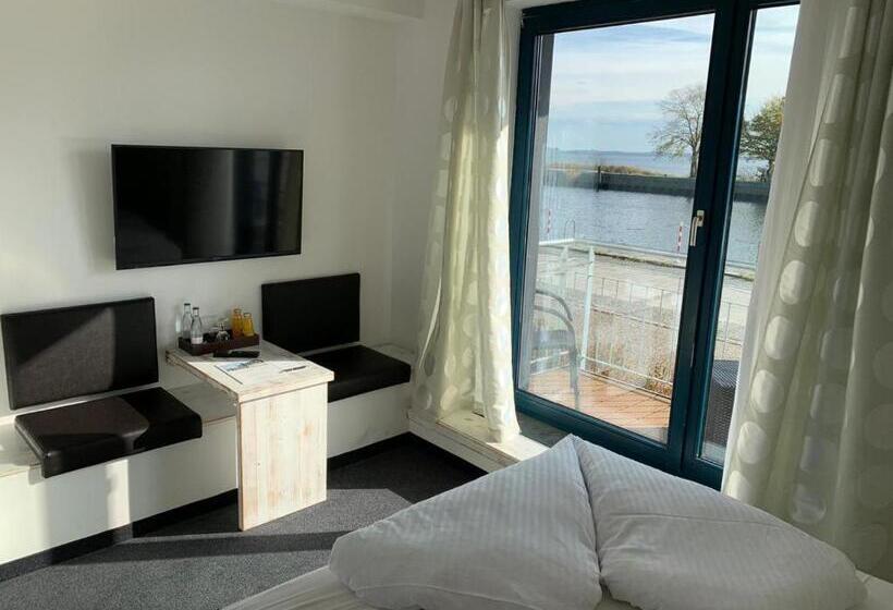 Отель & Restaurant Utkiek