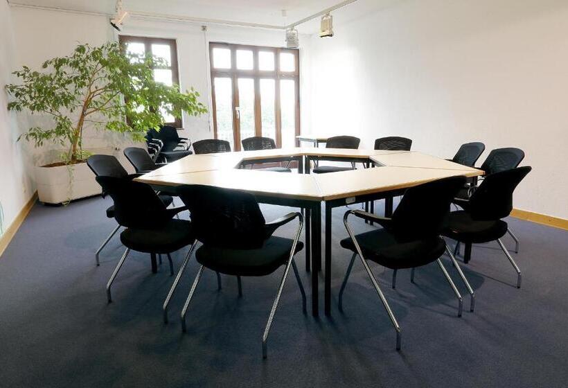 ホテル Tagungs  Und Bildungszentrum Steinbach/taunus