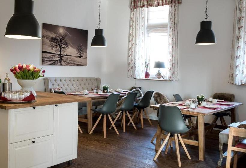 Отель Weddeler Hof