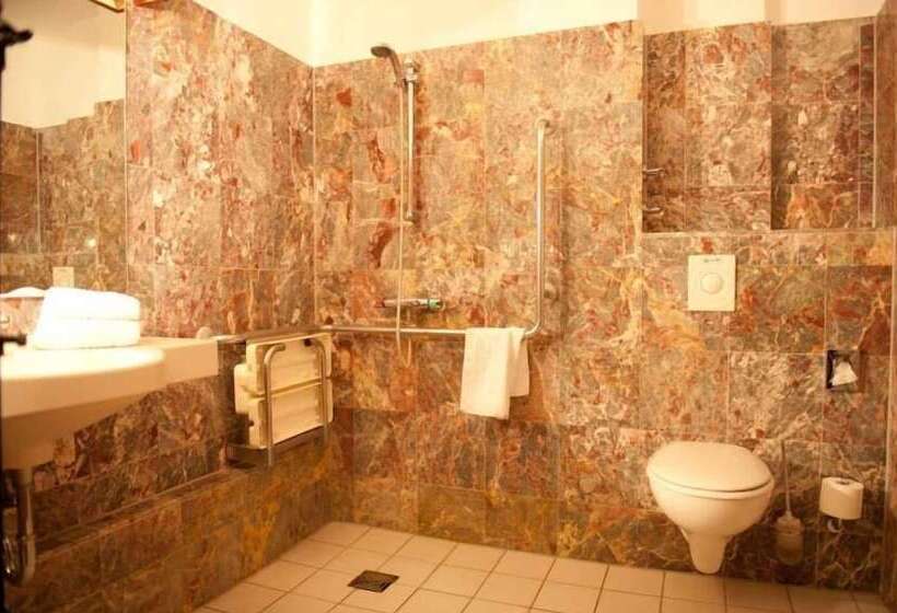 Landhotel Löwenbruch