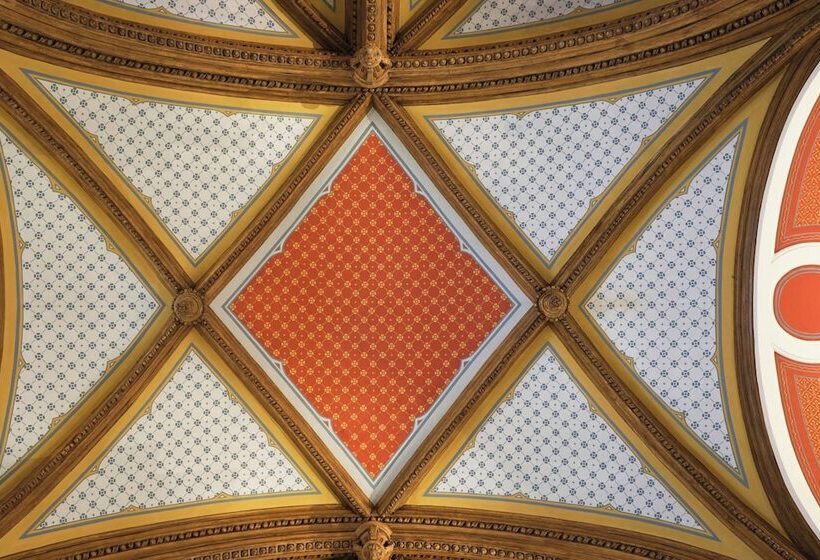 Отель W Budapest