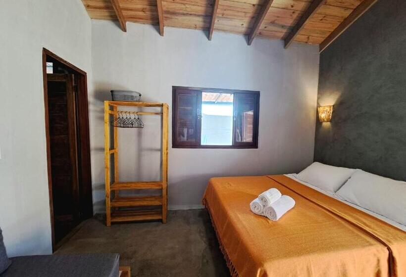 پانسیون Casa Om Vila De São Jorge