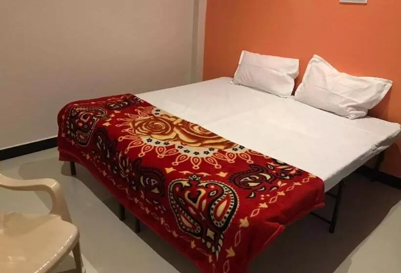 ペンション Shivlok Guest House 2