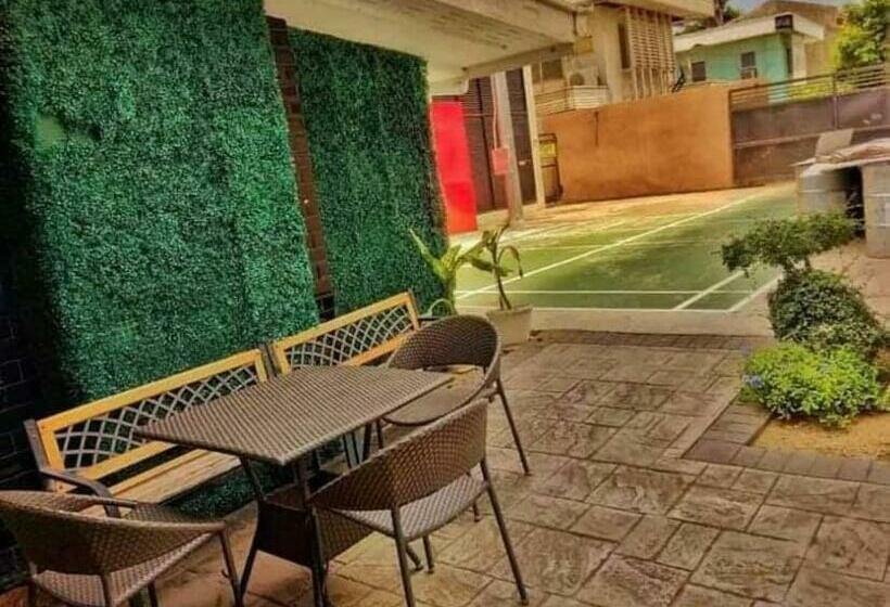 The Midpoint Residences