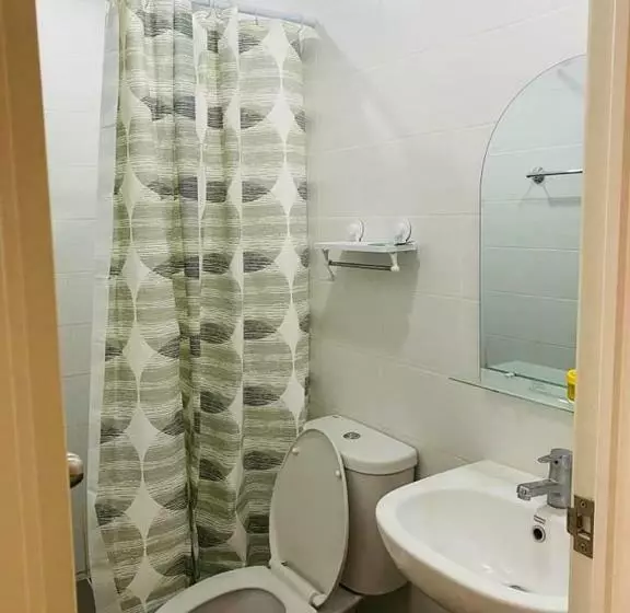 The Midpoint Residences
