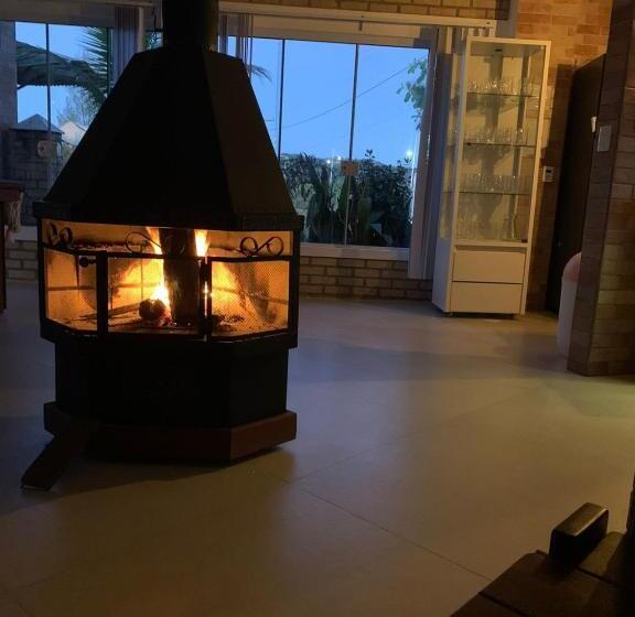 הוסטל Pousada Recanto Edênico