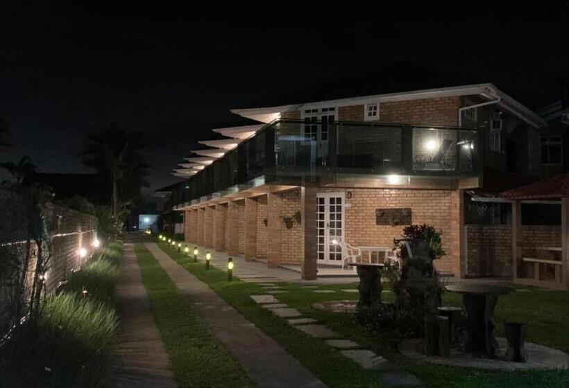 הוסטל Pousada Recanto Edênico