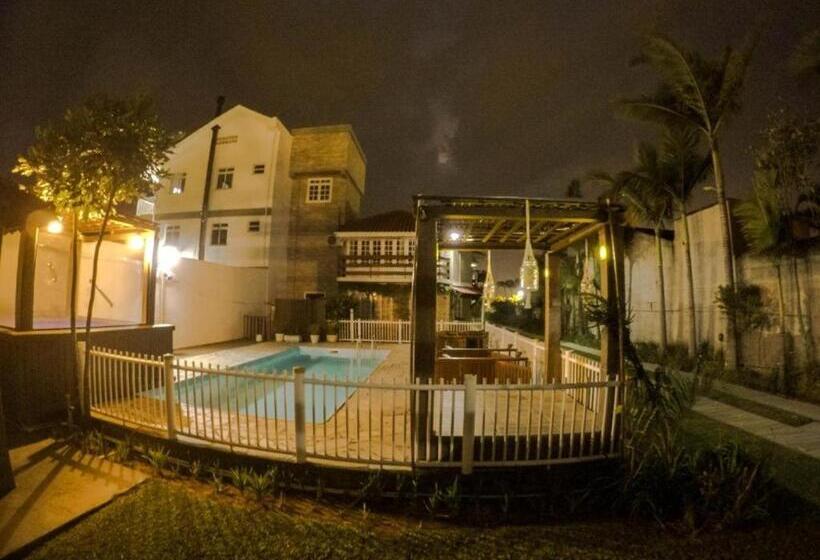 הוסטל Pousada Recanto Edênico