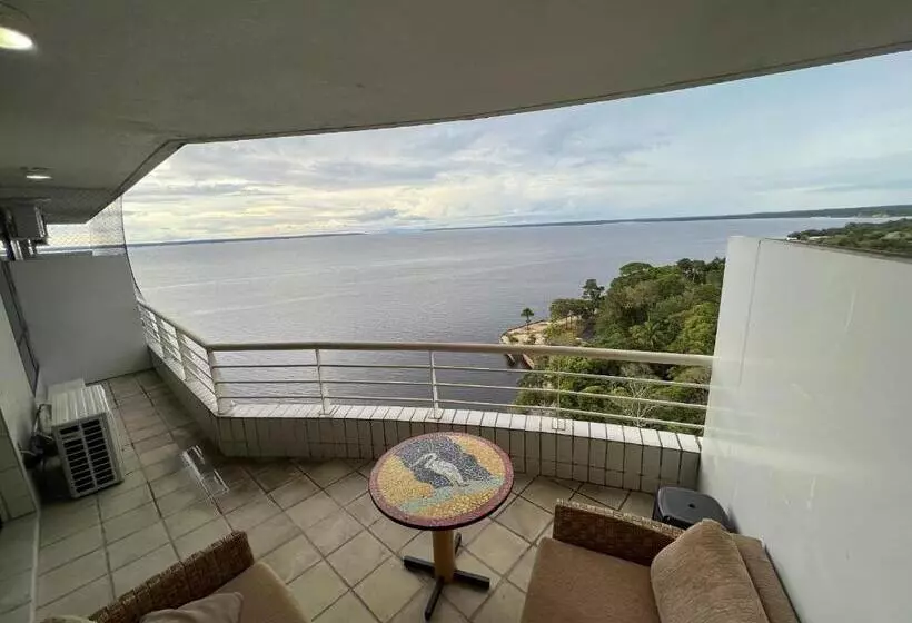 Apartamento No Tropical Executive Hotel Com Varanda, 1 Cama De Casal E 2 Camas De Solteiro