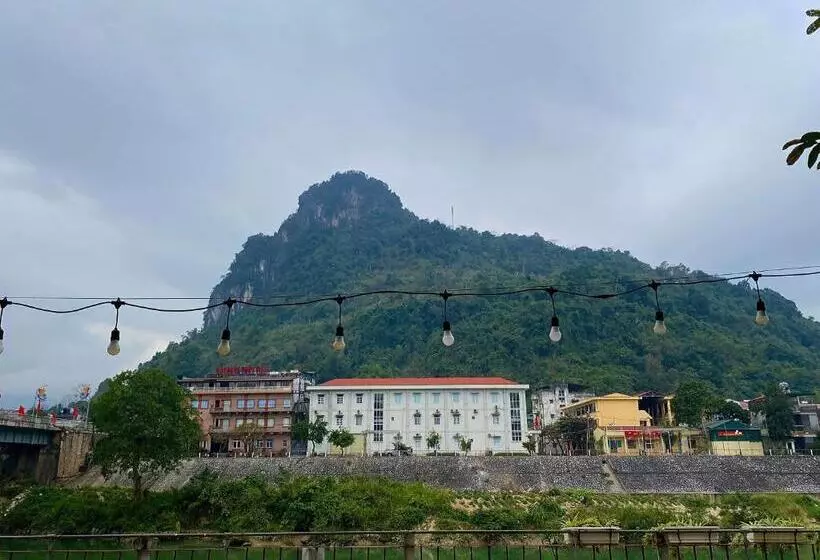 هتل کپسول Sky Homestay Ha Giang