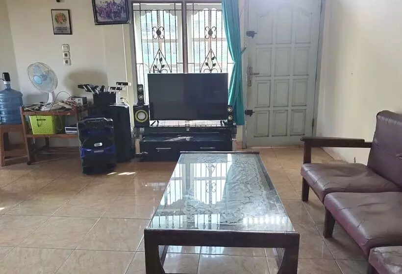 هتل Oyo 92561 Excellent Kost
