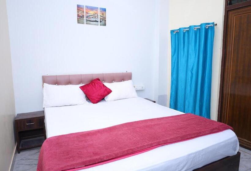 Sia Taj Hotel I Nearest Taj Mahal I Agra I Couple Friendly