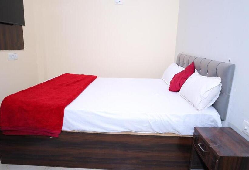 Sia Taj Hotel I Nearest Taj Mahal I Agra I Couple Friendly