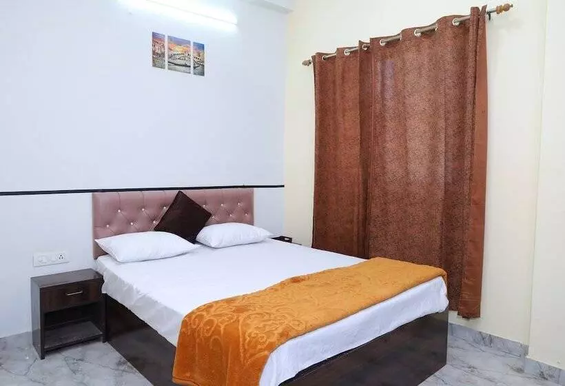 Sia Taj Hotel I Nearest Taj Mahal I Agra I Couple Friendly