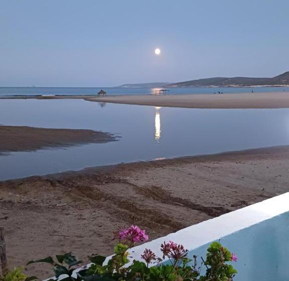 بنسيون Caslune