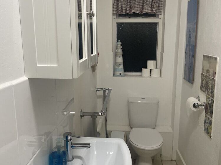 پانسیون Emerald Residence