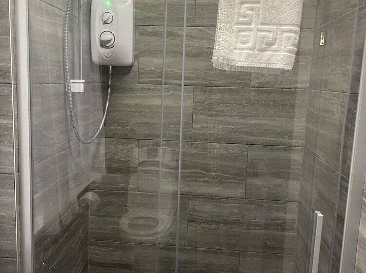 پانسیون Emerald Residence