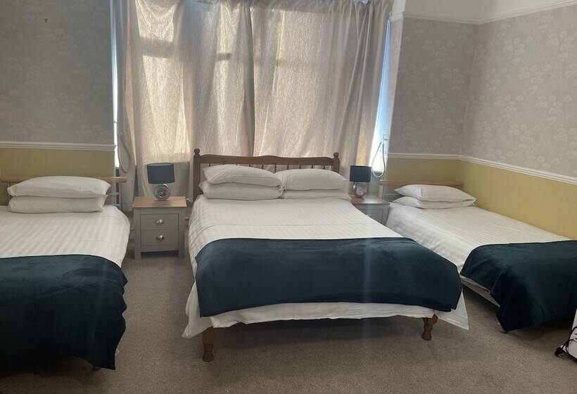 پانسیون Emerald Residence