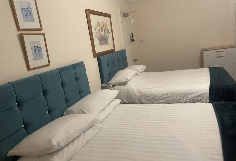 پانسیون Emerald Residence