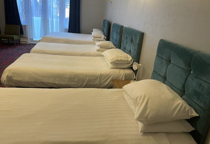 پانسیون Emerald Residence