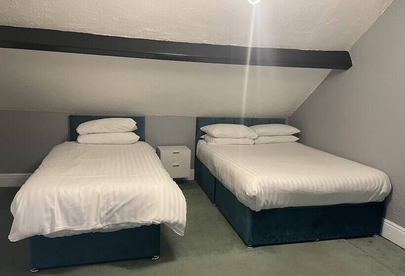 پانسیون Emerald Residence