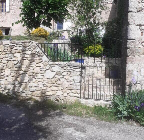 민박 Les Fonts De Baix