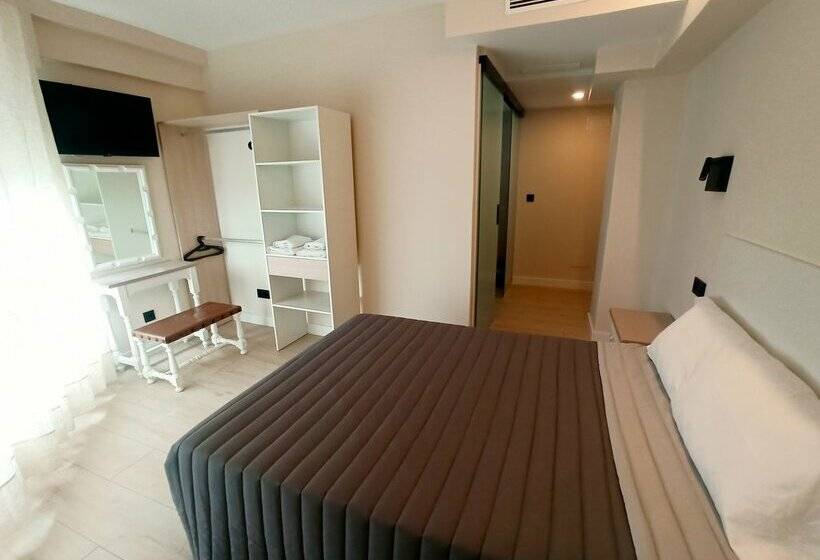 پانسیون Bahia Rooms Cantabria 3000