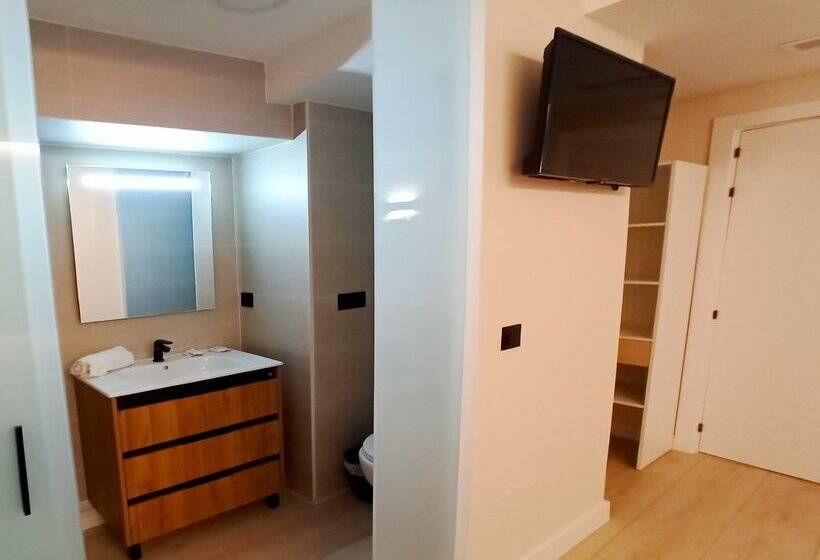 پانسیون Bahia Rooms Cantabria 3000