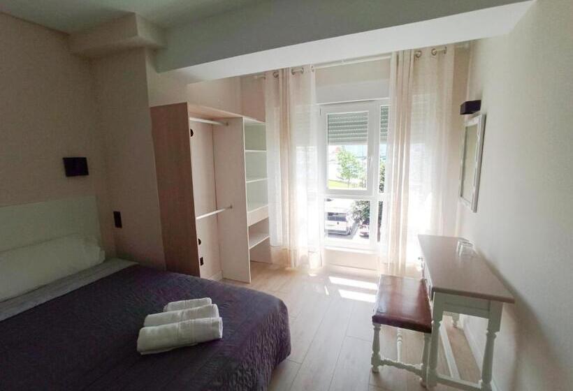 پانسیون Bahia Rooms Cantabria 3000