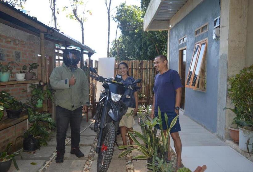 פנסיון Mahoni Guest House Labuan Bajo