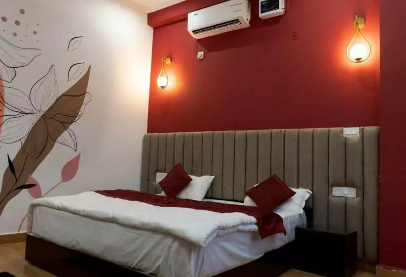Spontrail Hostel