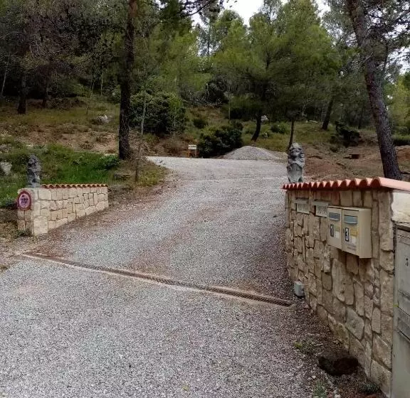 Aamiaismajoitus (B&B) La Ruelle Van Uchelen