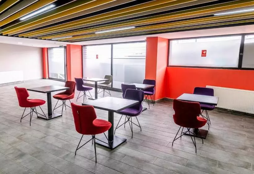 Royal Luxury Hotels Suites