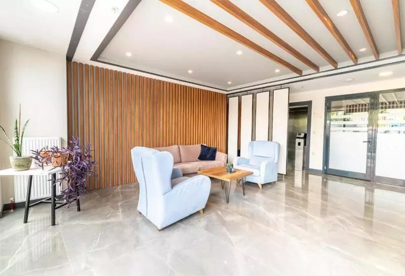 Royal Luxury Hotels Suites