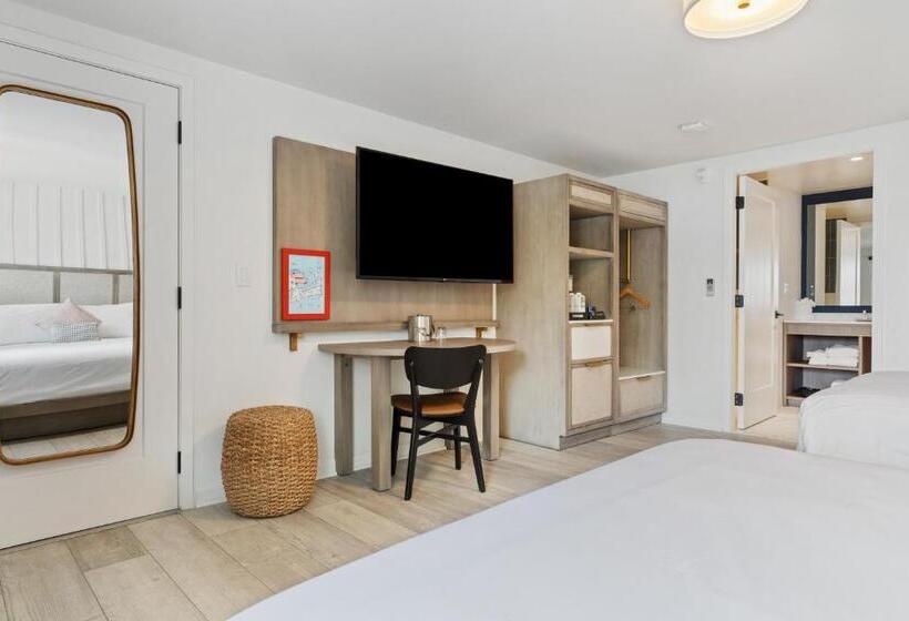 فندق Greyfinch Chatham Inn