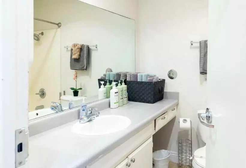 هتل Greely Gaslamp   Loft W Parking & 4 Beds #301