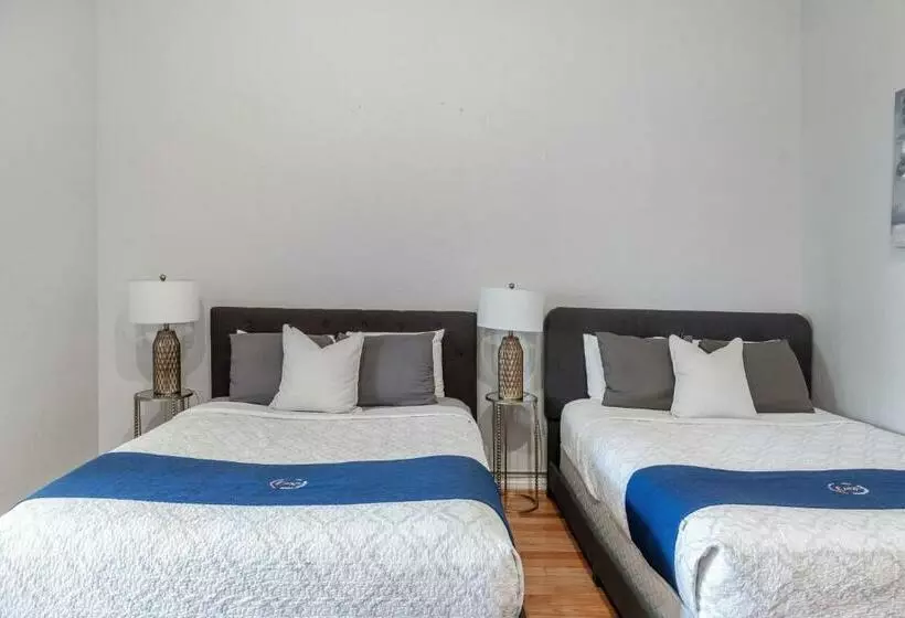هتل Greely Gaslamp   Loft W Parking & 4 Beds #301