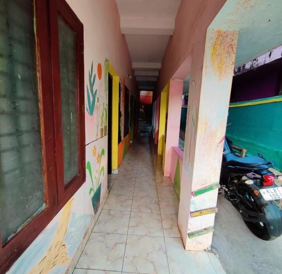 پانسیون Happy Land