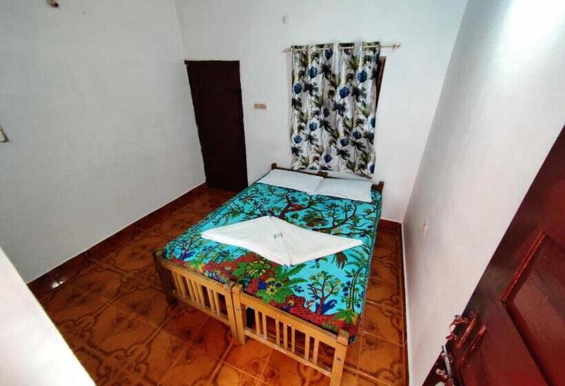 پانسیون Happy Land